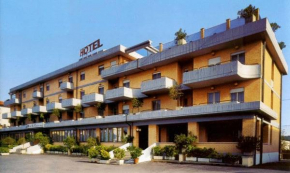 Hotel San Crispino Stazione Morrovalle